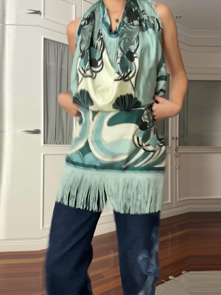Travel Accessories Aesthetic - Vintage Printed Tassel Square Scarf Women